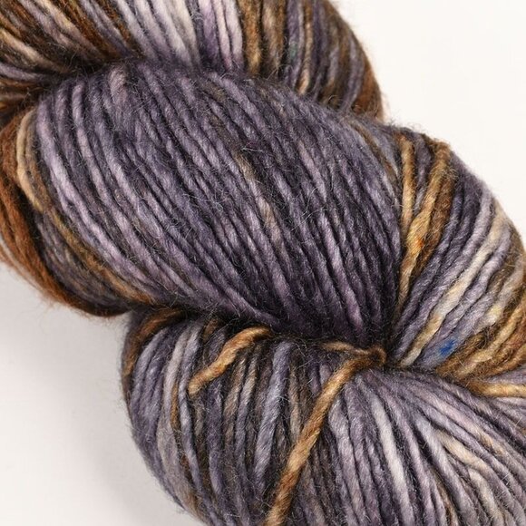 Hedgehog Fibres Silk Merino Singles Yarn 50% Silk 50% Merino Unforgiven - Picture 2 of 4